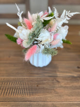 Load image into Gallery viewer, Sweetness Bouquet
